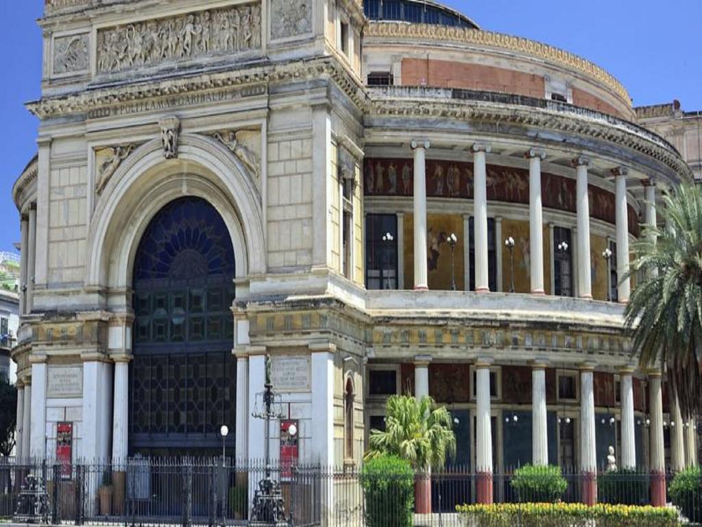 Dolce Casa Centro Storico Di Palermo New 2023 Apartment Bagian luar foto